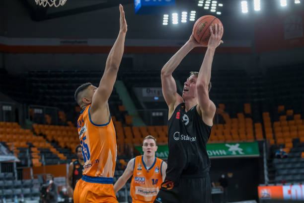 引擎效果更 引擎效果更