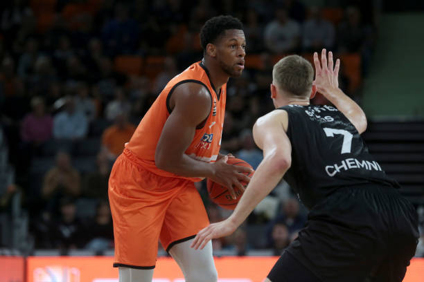 适当引入更 适当引入更